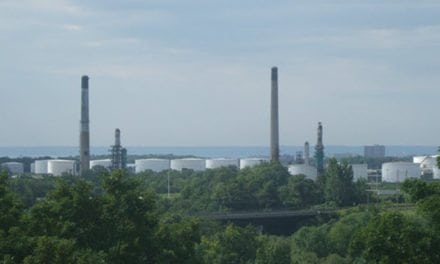 Canadian Oil Industry to Lose More Than $2 Billion In 2015