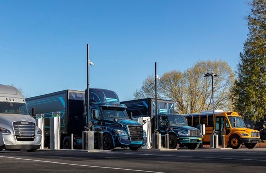 DTNA and PGE Open Heavy-Duty Truck Charging Site