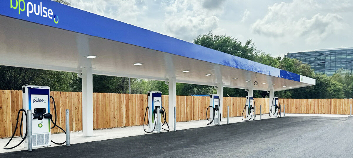 bp Unveils First US bp Pulse EV Charging Gigahub
