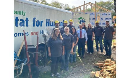 Suburban Propane Volunteers for Habitat Build Day